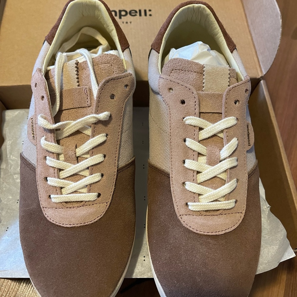 Brand New Pompeii Sneakers